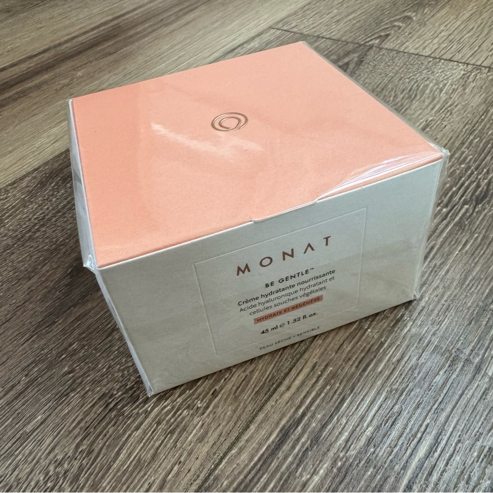 ⭐️NWT⭐️ Monat Be Gentle nourishing Moisturizer, Cream Lotion 1.52 fl. oz.
